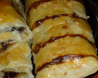 Рулетики с бананом и кокосом