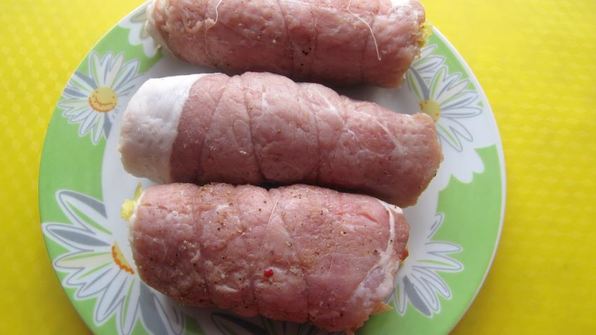 рулетики с беконом из мультиварки