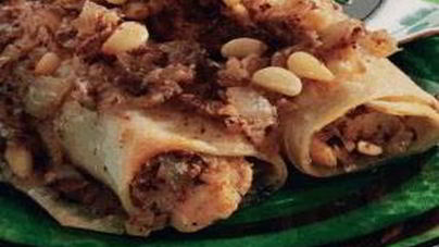 Рулетики с курицей и кедровыми орехами