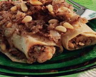 Рулетики с курицей и кедровыми орехами