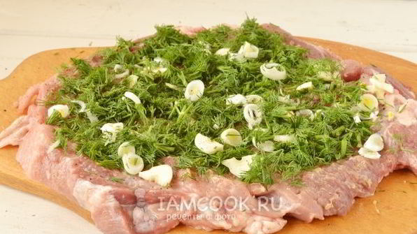 свиной рулет в духовке