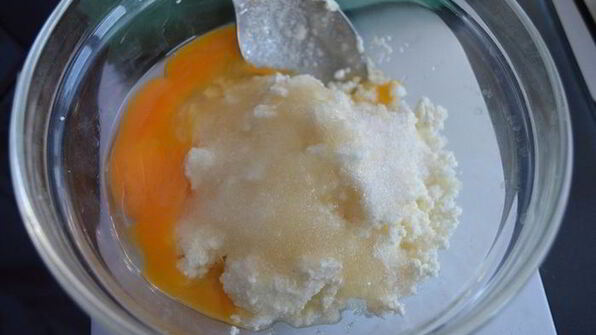 творожно-персиковый рулет восхищение