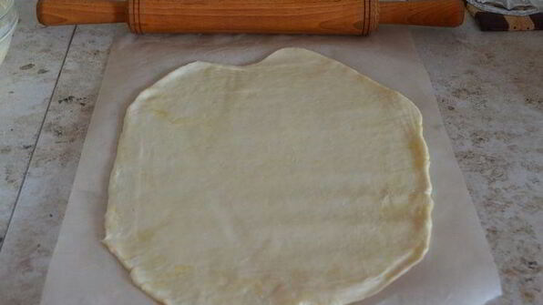 творожно-персиковый рулет восхищение