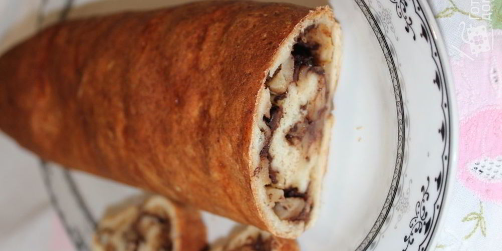 Рецепт творожный рулет с яблоками и шоколадом