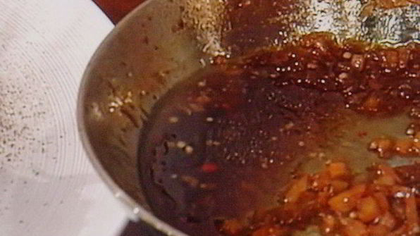 севиче из филе форели с авокадово-яблочным тартаром