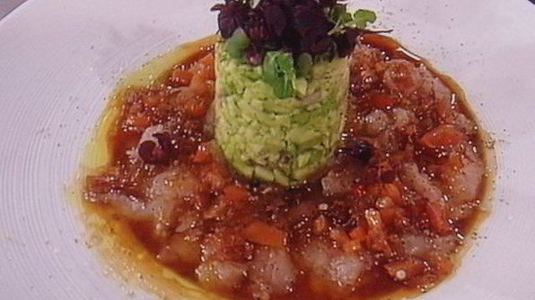 севиче из филе форели с авокадово-яблочным тартаром