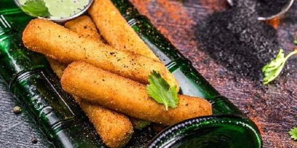 Рецепт сырные палочки с соусом из авокадо