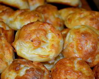 Сырные шарики в духовке