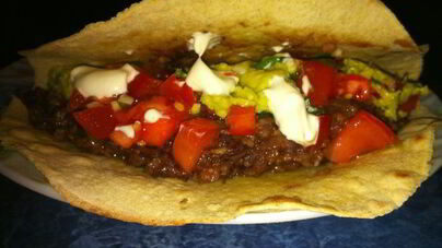 Такос с мясной начинкой