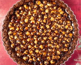 Шоколадно-карамельно-ореховый тарт