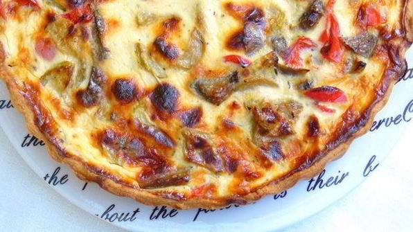 сметанный тарт с овощами и фетой