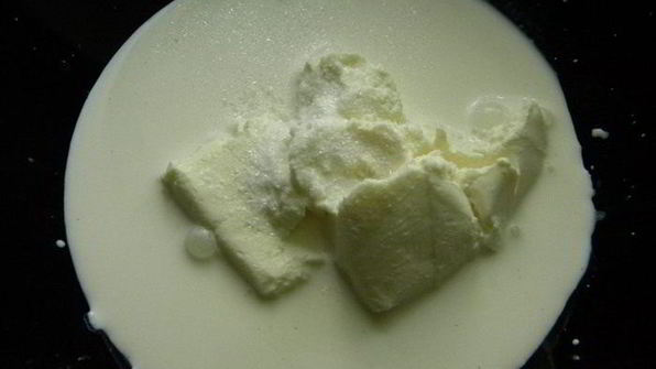 тарт из печенья с нежной начинкой из клубники