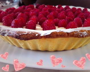 Тарт с малиной