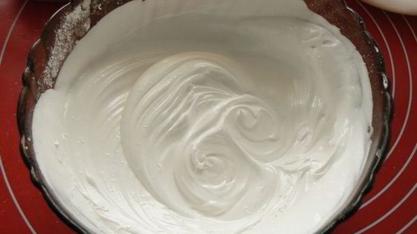 тарт с самбуком из красной смородины