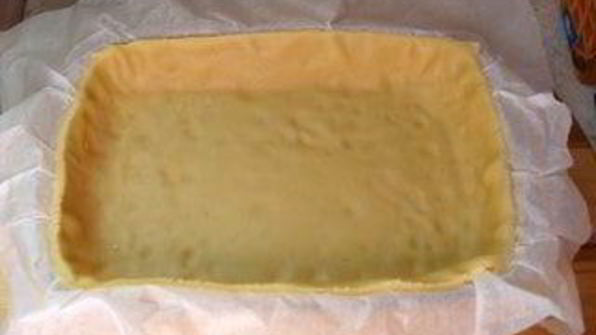 тарт с цукини и молодым пореем