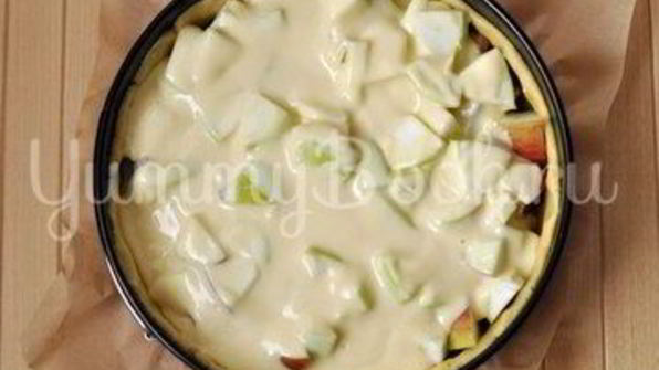 яблочный тарт с ревенем