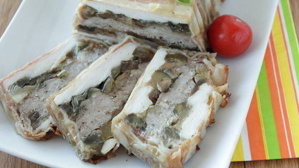 террин с баклажанами и шампиньонами