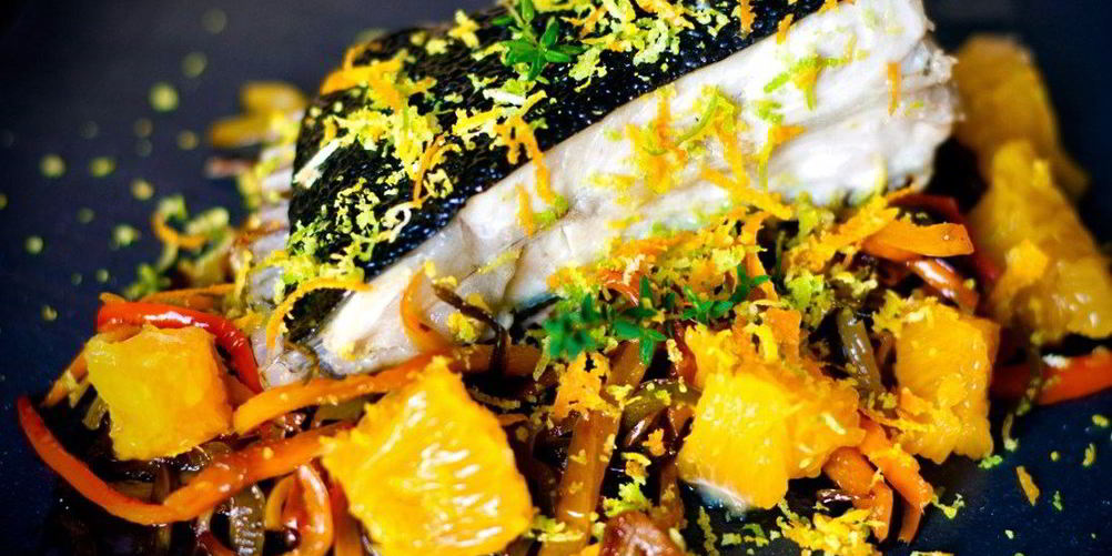 Рецепт тюрбо, запеченная в духовке, с перцами и апельсинами