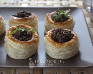 Волованы с грибами