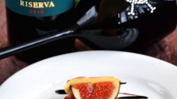 закуска из инжира с сыром и беконом по-тоскански