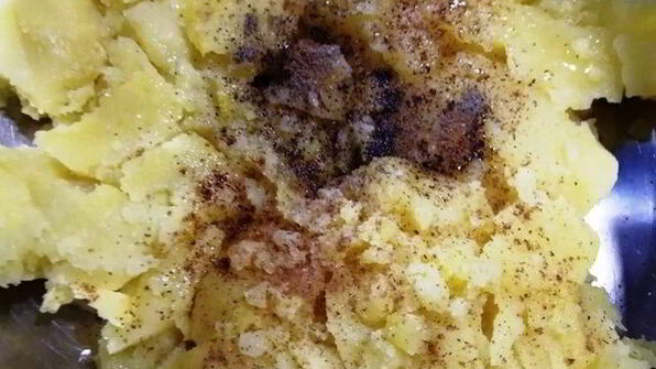 закуска из зеленого горошка и сельди