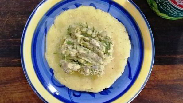 закуска из зеленого горошка и сельди