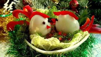 Закуска Петушки из яиц