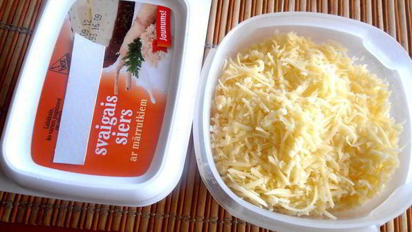 закуска разноцветный сыр