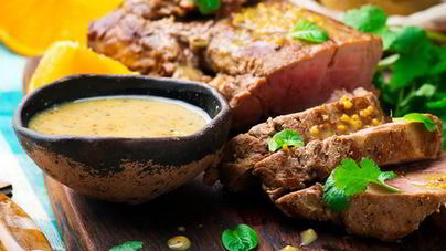 Запеченная маринованная свинина