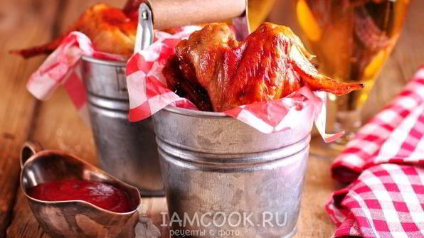 запеченные куриные крылышки, маринованные в наршарабе