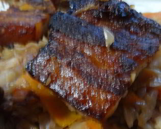 Запеченные маринованные свиные ребра