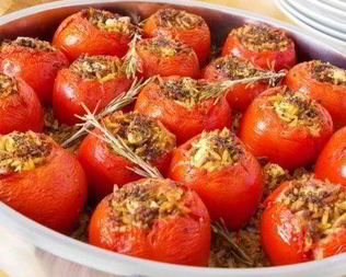 Запеченные помидоры с говяжьим фаршем