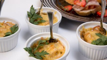 Жюльен с курицей и грибами